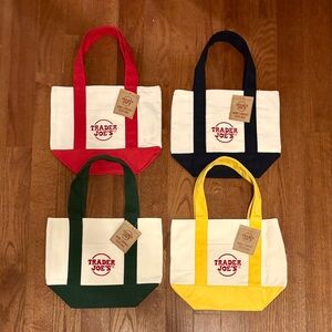 Trader Joe’s Mini Canvas Tote Bags Set NWT